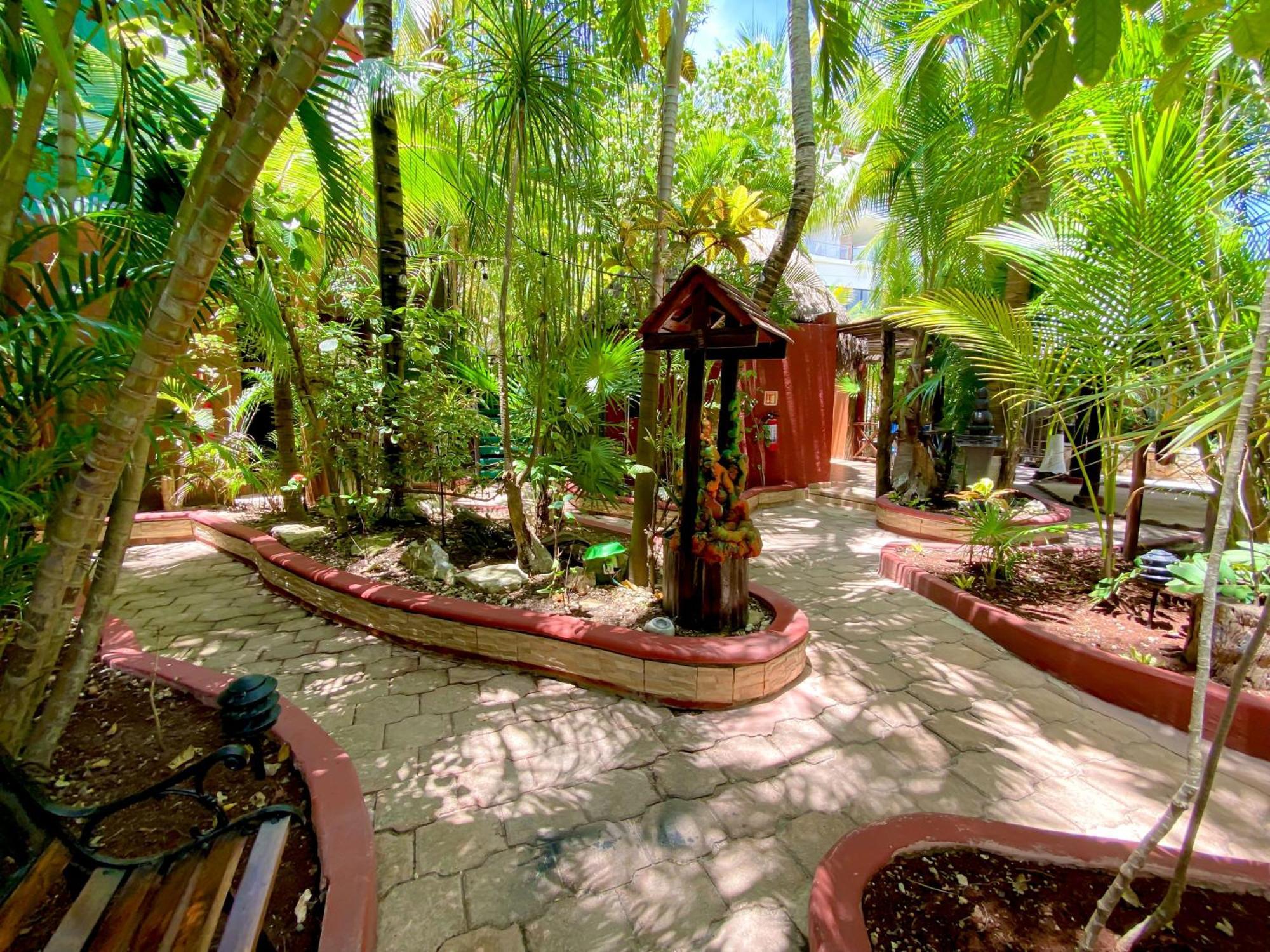 Cocos Cabanas Playa Del Carmen Adults Only Eksteriør billede